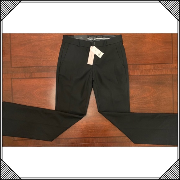 Banana Republic “Login Trousers” (NWT) - Picture 7 of 7